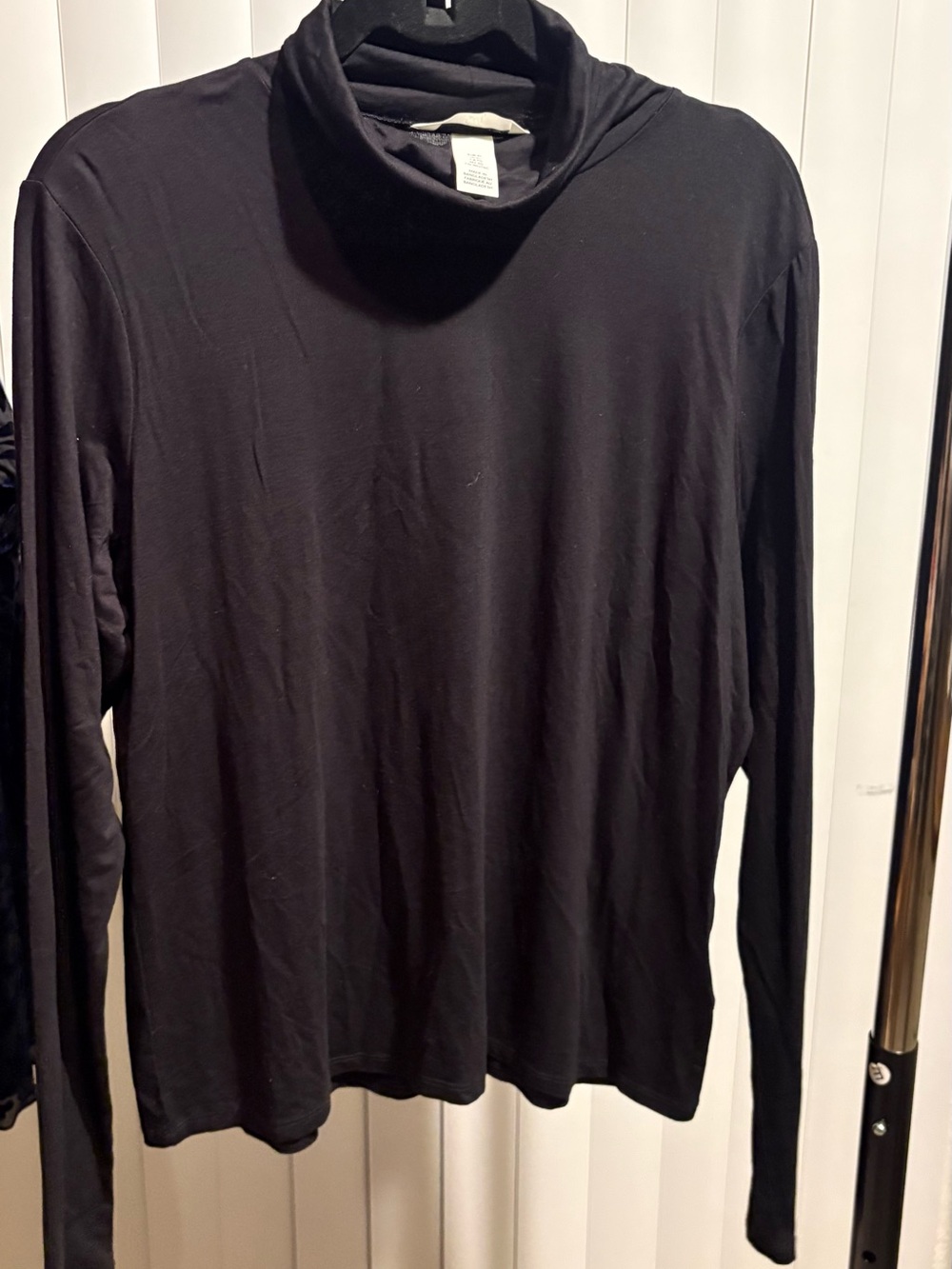 H&M Black Long-Sleeve Turtleneck Tee